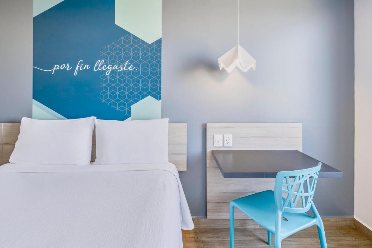 One Puebla Angelopolis Periferico Hotel Ngoại thất bức ảnh