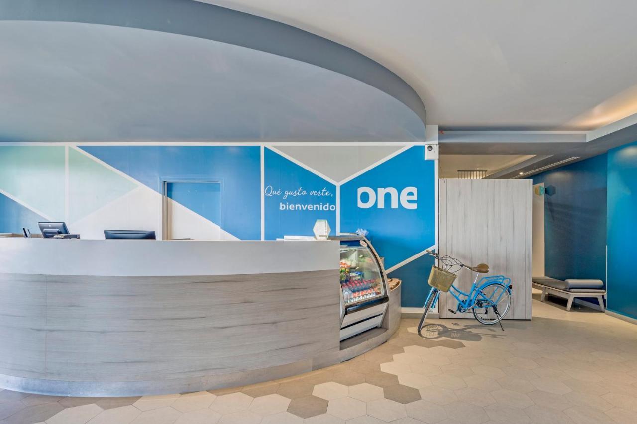 One Puebla Angelopolis Periferico Hotel Ngoại thất bức ảnh
