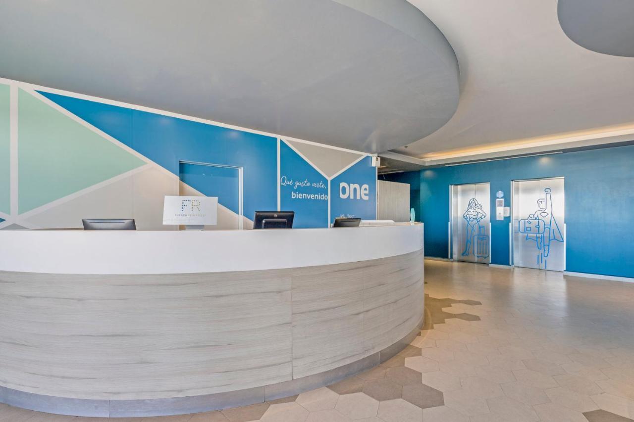 One Puebla Angelopolis Periferico Hotel Ngoại thất bức ảnh