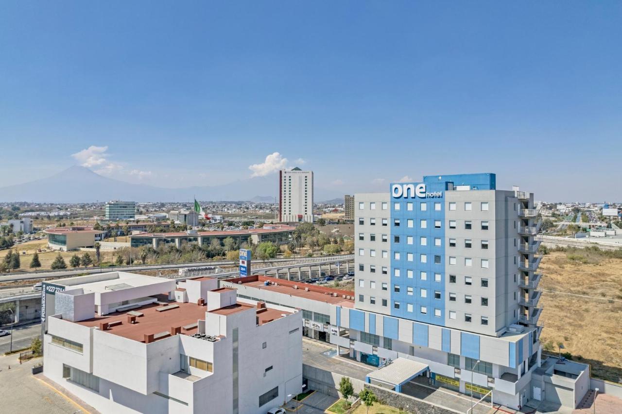 One Puebla Angelopolis Periferico Hotel Ngoại thất bức ảnh